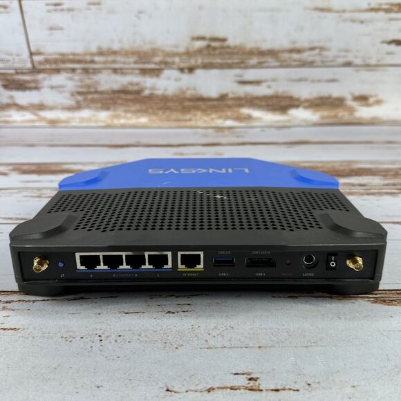 Linksys WRT 1900AC V2 Dual Band Ultra-Fast Wireless WiFi Router No Antennas ￼ - Picture 3 of 5